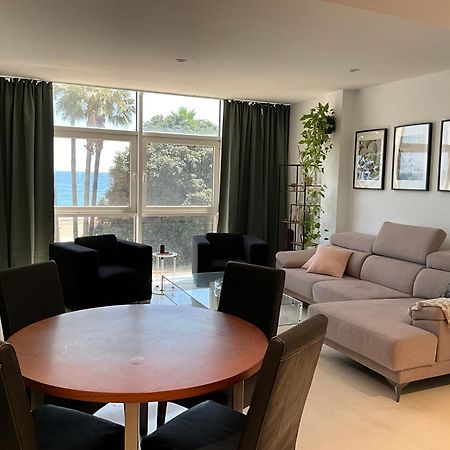 First Line Sea Apartment By Oliva Естепона Екстериор снимка